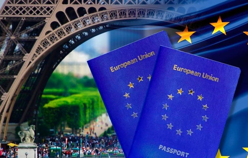 Як отримати громадянство і паспорт ЄС
